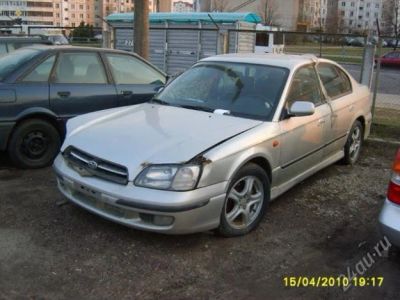 Лот: 2316167. Фото: 1. Subaru legacy B4 битая по лицу... Автомобили