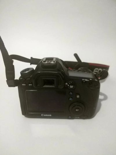 Лот: 10773976. Фото: 1. Canon 6D body. Цифровые зеркальные
