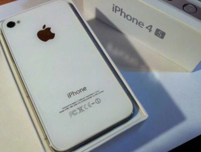 Лот: 1491685. Фото: 1. Продам apple iphone 4s 16gb white... Смартфоны