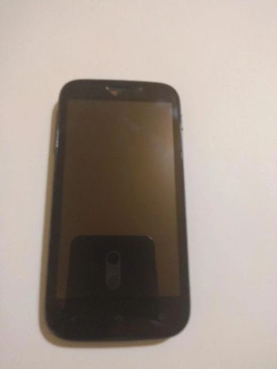 Лот: 11022338. Фото: 1. Fly Spark IQ4404. Смартфоны