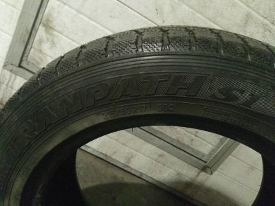 Лот: 10591918. Фото: 1. Шины Toyota 215/60/17 96Q липучка. Шины