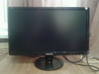 Лот: 10612816. Фото: 1. монитор Philips 201e диагональ... ЖК-мониторы