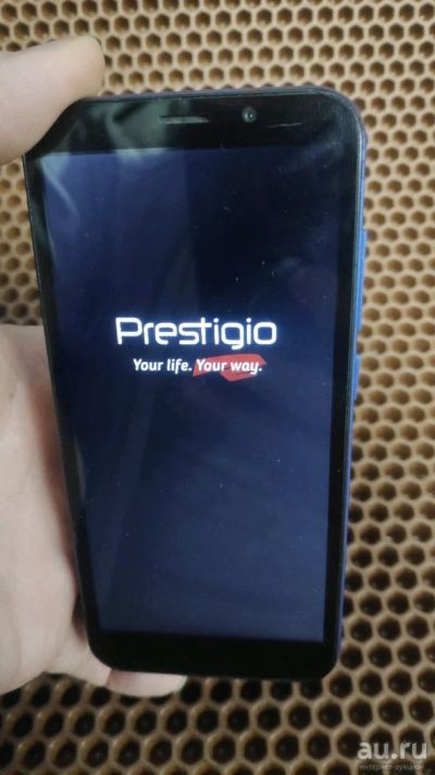 Лот: 18233473. Фото: 1. Смартфон Prestigio Muze V3 нет... Смартфоны