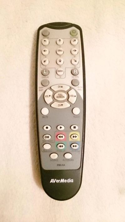 Лот: 8296776. Фото: 1. пульт ДУ от ресивера AverMedia. Пульты ДУ