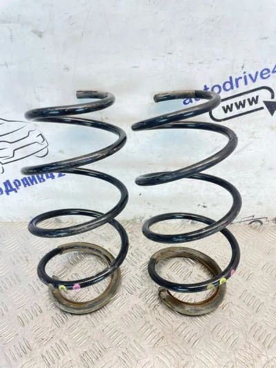 Лот: 25169707. Фото: 1. пружины Renault Fluence L30R. Двигатель и элементы двигателя