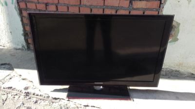 Лот: 9378405. Фото: 1. ЖК-телевизор 40" Samsung le40c550... Телевизоры
