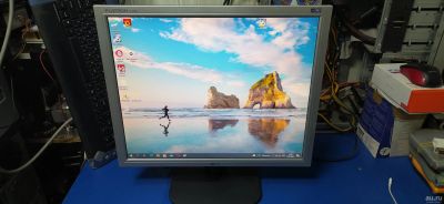 Лот: 17826302. Фото: 1. ЖК монитор 19" LG L1918s с проводами... ЖК-мониторы