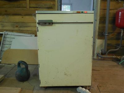 Лот: 3020416. Фото: 1. морозильная камера 1987 год морозит... Холодильники, морозильные камеры
