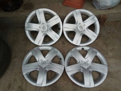 Лот: 11601227. Фото: 1. R16 Toyota. Колпаки