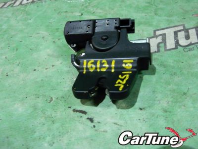Лот: 10538182. Фото: 1. замок багажника toyota aristo... Другое (автозапчасти)