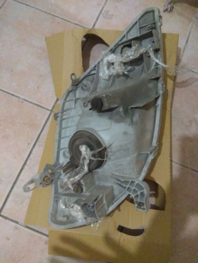 Лот: 17206060. Фото: 1. Фара Toyota Corolla Fielder Оригинал... Оптика и освещение