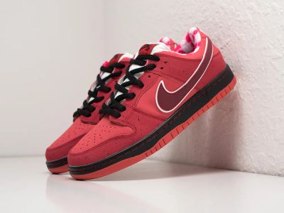 Лот: 24978342. Фото: 1. Кроссовки Nike SB Dunk Low. Кеды, кроссовки, слипоны