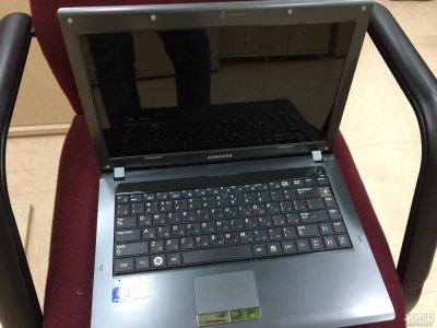 Лот: 8933971. Фото: 1. Ноутбук Samsung R425. Ноутбуки