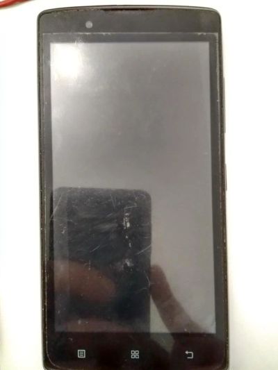 Лот: 11125650. Фото: 1. Смартфон Lenovo A2010-a (11249... Смартфоны