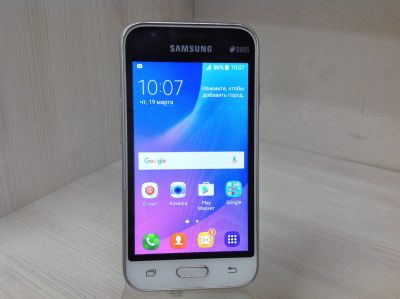 Лот: 15681912. Фото: 1. Смартфон Samsung Galaxy J1 Mini... Смартфоны
