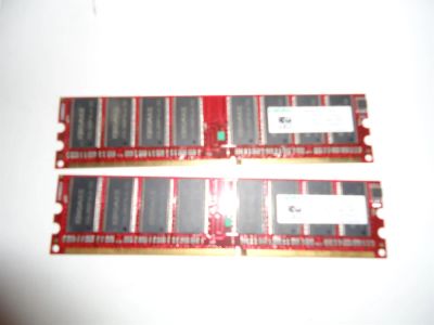 Лот: 3563695. Фото: 1. Две планки DDR 256Mb. Оперативная память