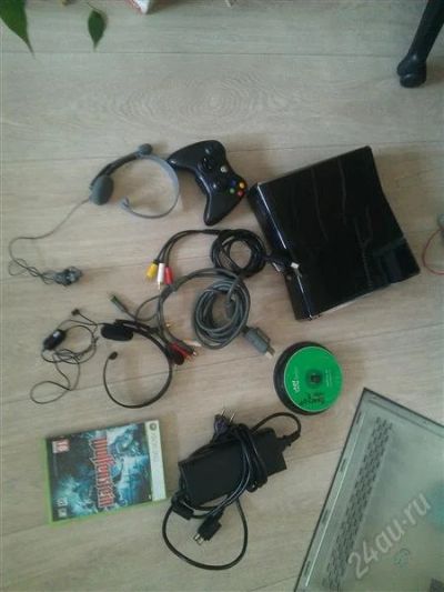 Лот: 2664935. Фото: 1. XBOX 360 Slim 250 GB прошитый... Игровые приставки, консоли