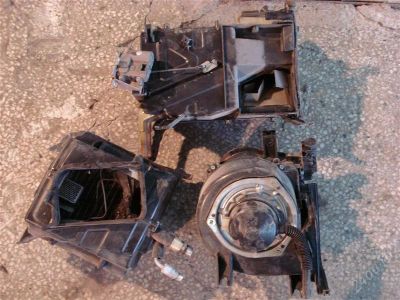 Лот: 297138. Фото: 1. Печка Nissan Bluebird U12. Салон
