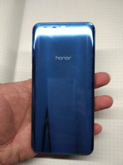 Лот: 10289738. Фото: 1. Honor 9 saphire blue RST на гарантии. Смартфоны
