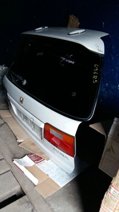 Лот: 14777188. Фото: 1. 5-я дверь Honda Orthia. Кузов