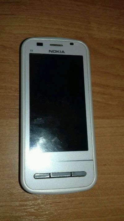 Лот: 11437852. Фото: 1. Мобильный телефон Nokia C6 (3783... Кнопочные мобильные телефоны