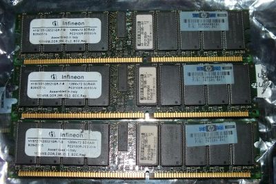Лот: 3188449. Фото: 1. Infineon HYS72D128521GR-7-B 1024Mb... Оперативная память