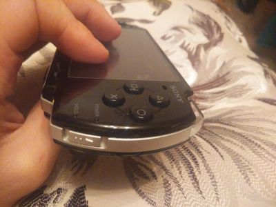Лот: 7757779. Фото: 1. Продам или обменяю PSP 2008 прошитая... Игровые приставки, консоли