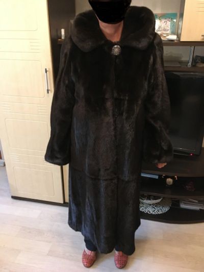 Лот: 14313321. Фото: 1. Шуба Blacklama. Накидки, шубы