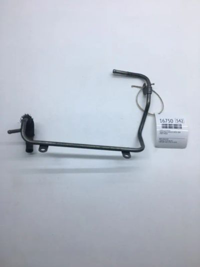 Лот: 20379549. Фото: 1. Трубка топливная Toyota Mark Ii... Топливная система