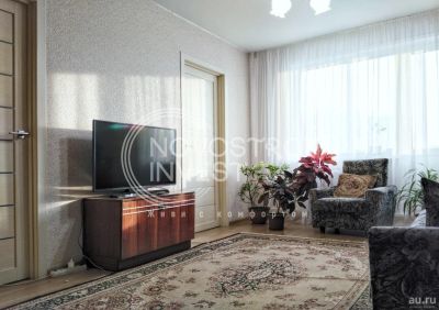 Лот: 18125033. Фото: 1. Продам 3-ком., 48 м², 3/5 эт. Квартиры, студии