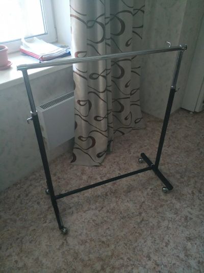 Лот: 16010941. Фото: 1. Вешалка (стойка) для одежды на... Вешалки для одежды