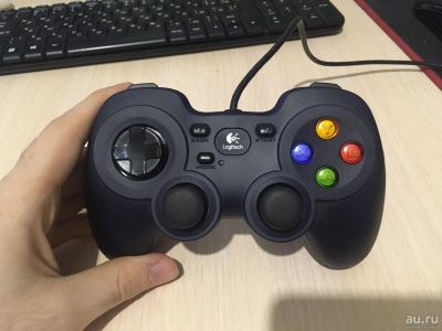 Лот: 15318286. Фото: 1. Геймпад Logitech F310 Gamepad. Рули, джойстики