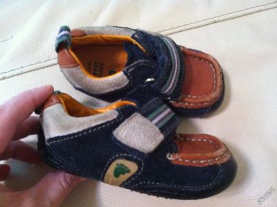 Лот: 6960326. Фото: 1. Мокасины Clarks, размер 19/20. Кеды, кроссовки