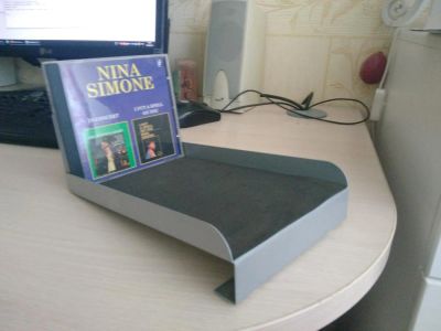 Лот: 8231351. Фото: 1. Подставка под компакт-диски. Подставки