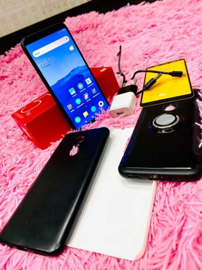 Лот: 19837498. Фото: 1. Смартфон xiaomi redmi 5 plus 4... Смартфоны
