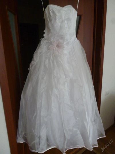 Лот: 5705580. Фото: 1. Свадебное платье. Свадебные платья