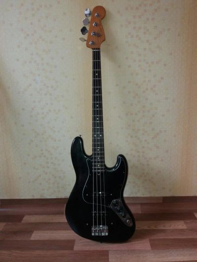 Лот: 9883002. Фото: 1. Бас-гитара Fender American standard... Гитары
