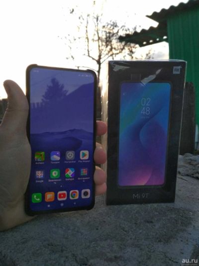 Лот: 14972539. Фото: 1. Xiaomi Mi 9T 6/64 на гарантии... Смартфоны