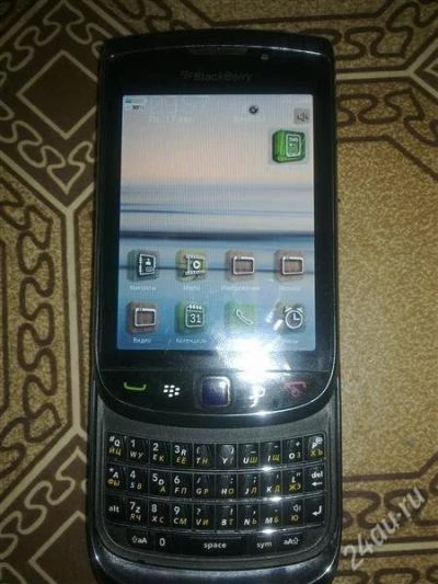 Лот: 2022887. Фото: 1. BLACKBERRY 9800. Кнопочные мобильные телефоны