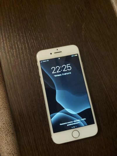 Лот: 16352295. Фото: 1. iPhone 7 128Gb. Смартфоны