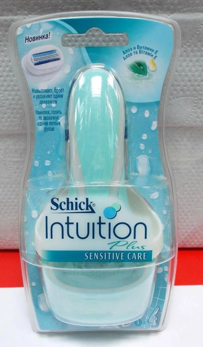 Лот: 9805754. Фото: 1. Schick Intuition Plus женский... Бритвенные станки и лезвия