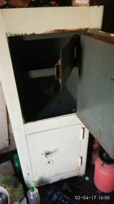 Лот: 9395983. Фото: 1. Сейф несгораемый насыпной. Сейфы, металлические шкафы
