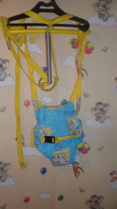 Лот: 3772919. Фото: 1. прыгунки. Ходунки, прыгунки, качели