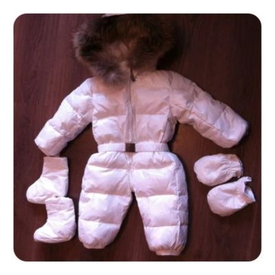 Лот: 3203727. Фото: 1. Зимний комбенизон Moncler. Верхняя одежда