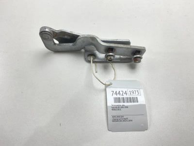 Лот: 21111798. Фото: 1. Петля капота Audi A8 1998 4D0823301C... Кузов