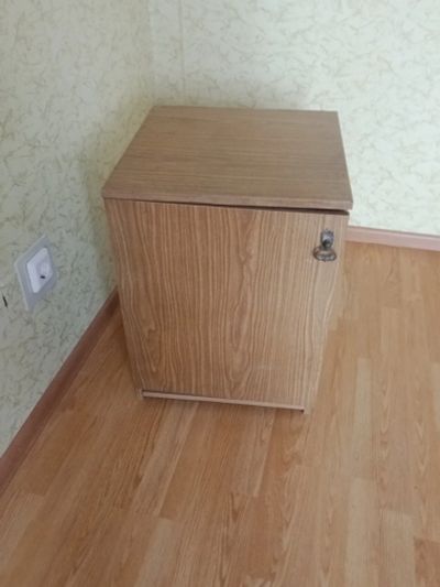 Лот: 17236503. Фото: 1. 2 тумбочки. Тумбы