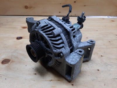 Лот: 18810724. Фото: 1. Генератор Mazda Axela BK3P L3VE... Электрооборудование