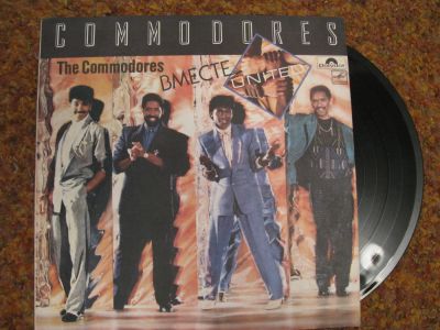 Лот: 7835772. Фото: 1. LP - "The Commodores" "Вместе... Аудиозаписи