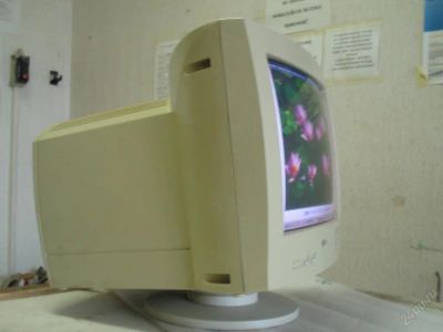 Лот: 62253. Фото: 1. Монитор LG 450N, 14". ЭЛТ-мониторы