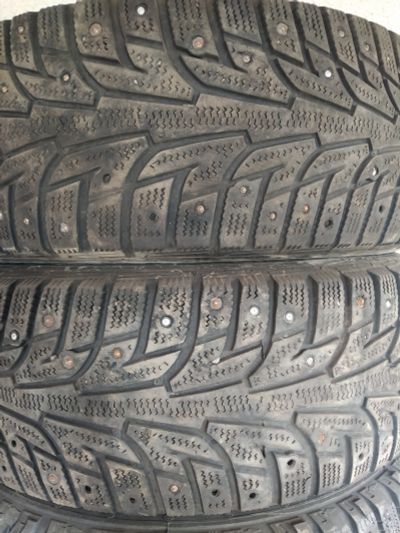 Лот: 23533222. Фото: 1. Шины hankook 215\60\r16. Шины